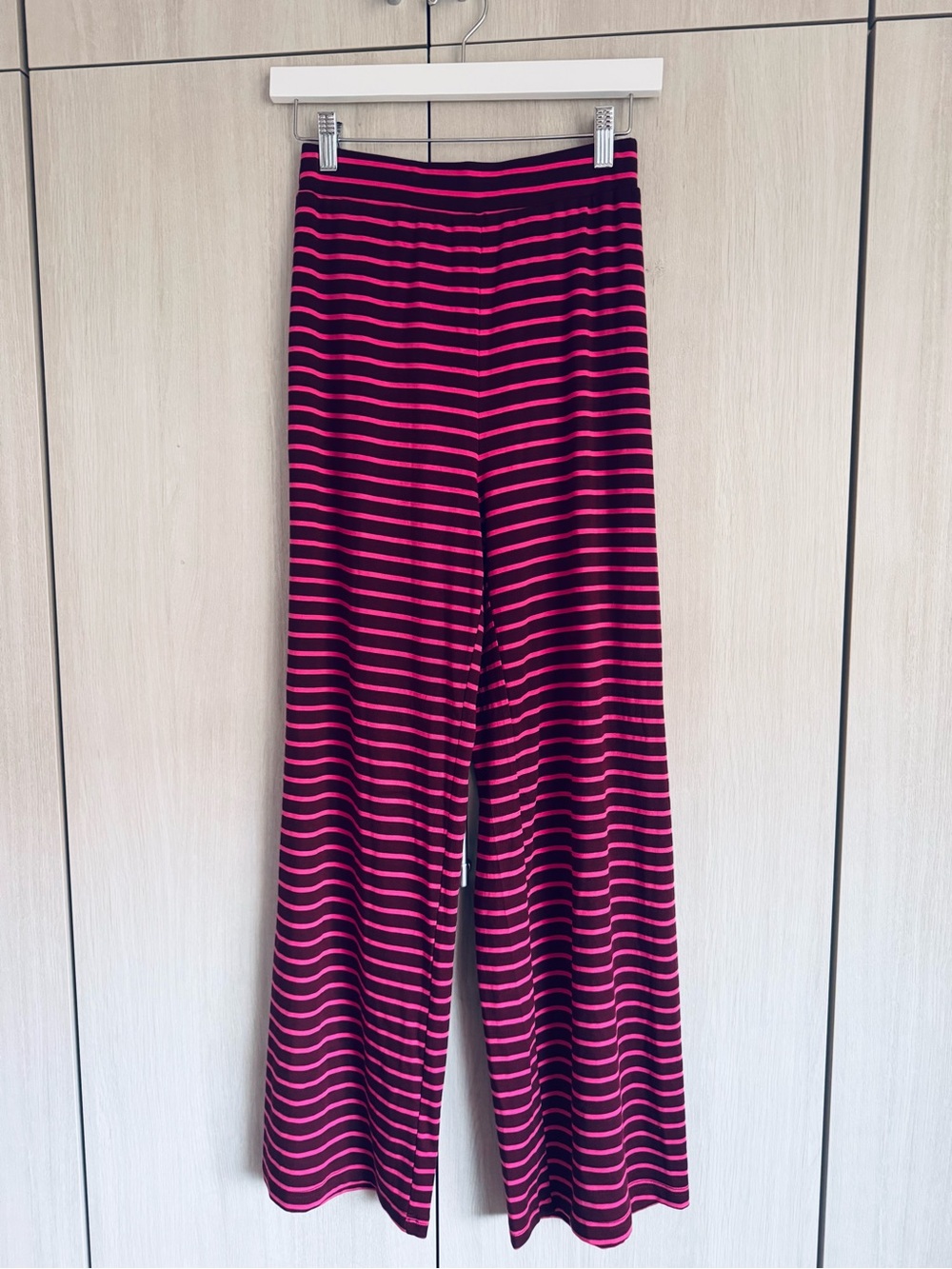 Matching set Women’s Pink and dark purple Striped Wide-Leg Leggings/ tube top